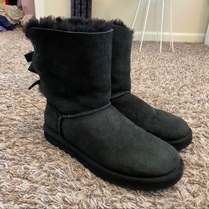 Black bow ugg boots